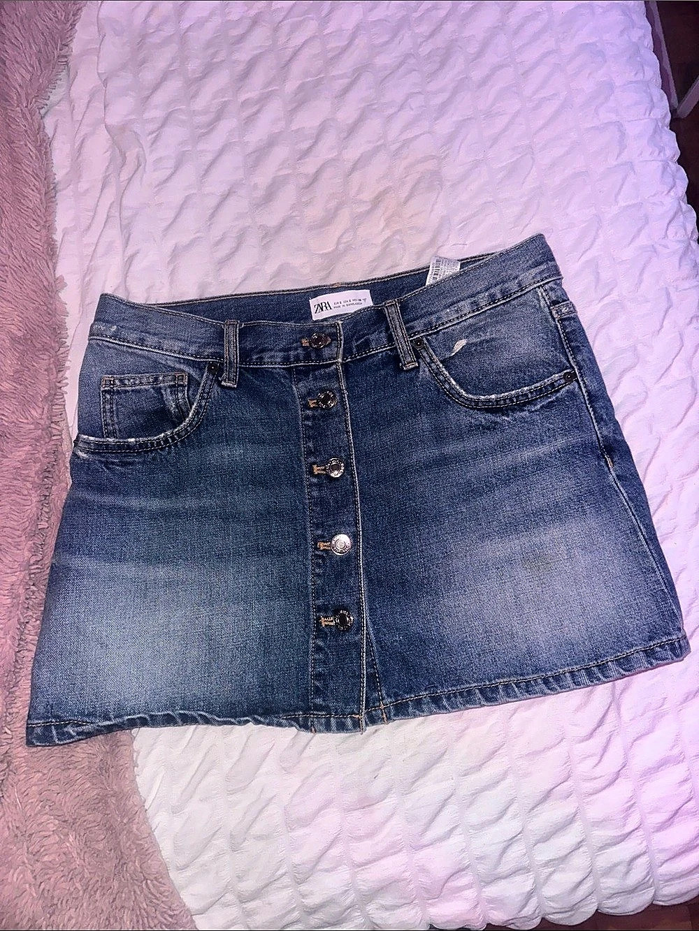Zara Denim Button Front Mini Skirt Denim Mini Skirt in Blue Size Medium Like New
